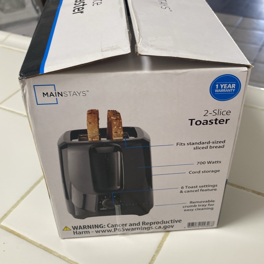 Toaster - Picture 2 of 3